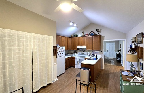 Macon Casa | Serenity At The Lake - Family Getaway