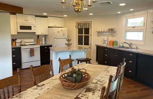 Pocomoke City Cabaña | Serenity Cottage: Central to state parks, historic towns, MD & VA beaches