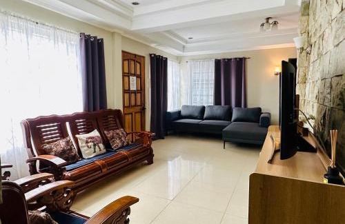 Jaro Casa | Serenity Home - 4 bedroom home