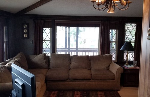 Lake George Casa | Serenity - Lake Front Home en Glen Lake, cerca del lago George