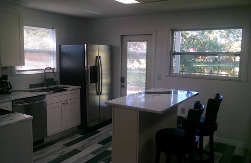 Timberlane Woodlake Casa | Serenity LakeHouse en Tampa