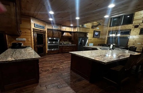 Ringold Cabina | Serenity Lodge/Volleyball court & 3 ponds firepit
