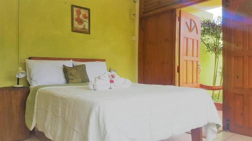 Marigot Cabina | Serenity Lodges Dominica