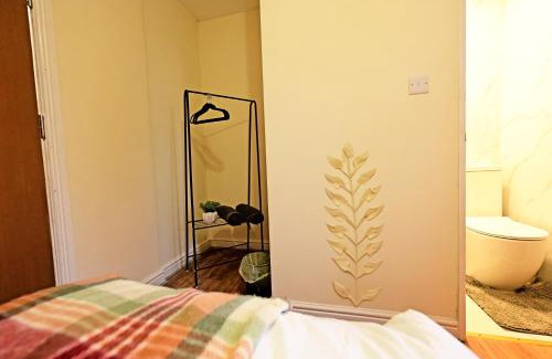 Luton Casa | Serenity Luton Suite Near Mall