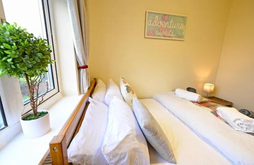Luton Casa | Serenity Luton Suite Near Mall