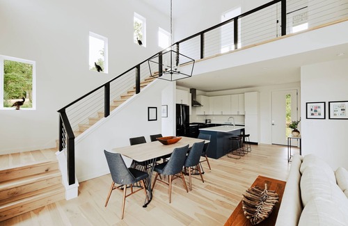 Young Harris Cabina | Serenity Now! 4 Bedroom 3.5 Bath....Amazing Views!!!