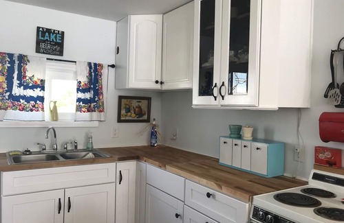 Springport Cabaña | Serenity Now Cottage Rental Mid-Michigan