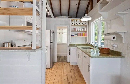 Centerville Cabaña | Serenity Point Waterfront Cottage