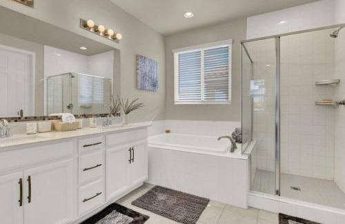 North Las Vegas Casa | Serenity Retreat: 3BR, Heated Pool, Parking