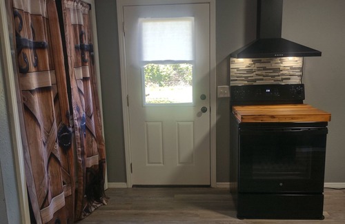 Cushing Casa | Serenity's Sanctuary in this quiet, peaceful 2 bdr 1 bath bungalow. Pet friendly