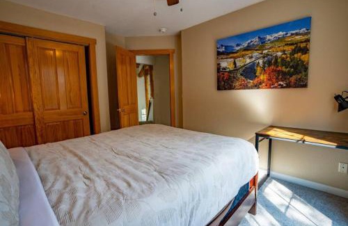 Skyway Casa | Serenity Skyline Lodge
