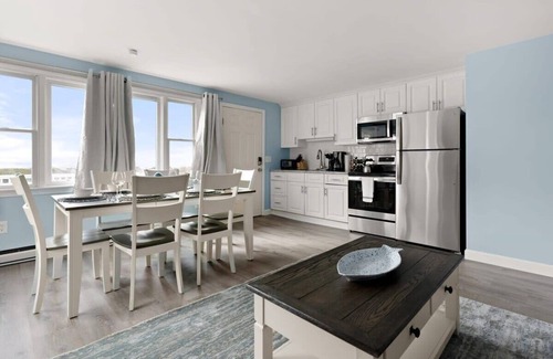 Rye Apartamento | Serenity @ Snug Harbor | Ocean View | Private Deck