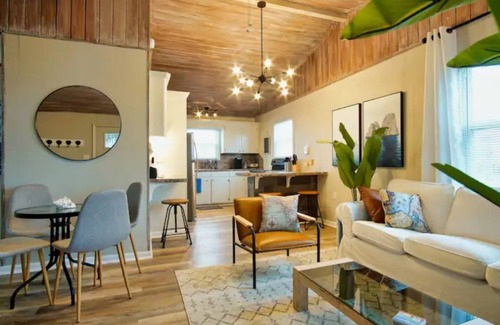 Surfside Beach Casa | Serenity Sol ※ Surfside Charmer Near Beach & Jetty
