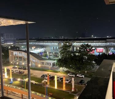 Jaypee Greens Apartamento | Serenity Suites