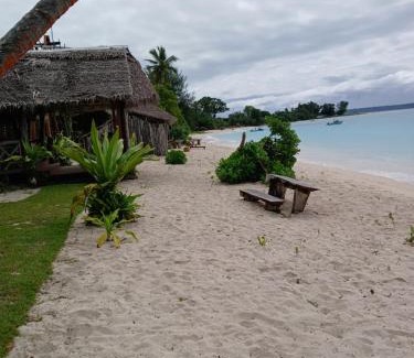 Port Olry Cama Y Desayuno | Serenity Treehouse 2