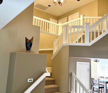 Raisin Casa | serenity