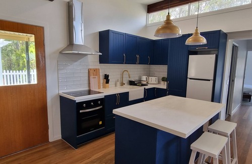 West Woombye Cabaña | Serenity View Studio Retreat