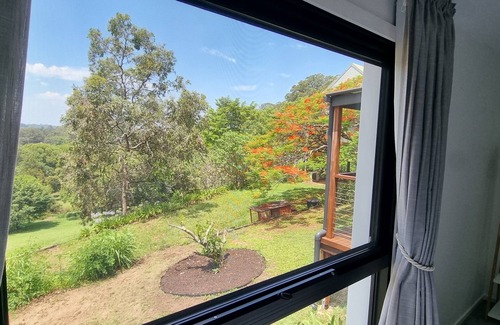 West Woombye Cabaña | Serenity View Studio Retreat