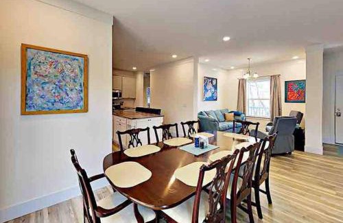 Weaverville Casa | Serenity Views Comfort - Close to City & Parkway!