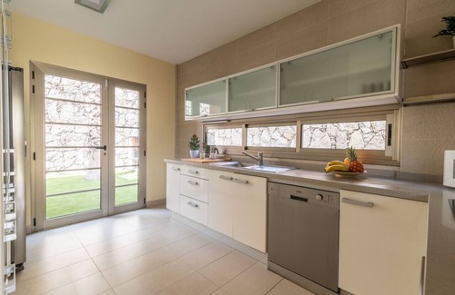 Mogan Chalet De Esquí | Vrbo Property