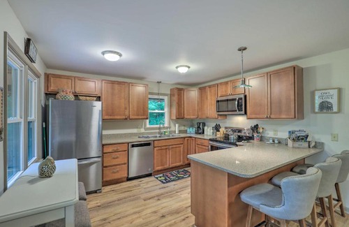 Apple Creek Acres Casa | Serenity Waynesville Home with Deck and Fire Pit!