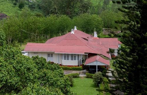 Valparai Hotel | Sereniva Orange Grove Bungalow