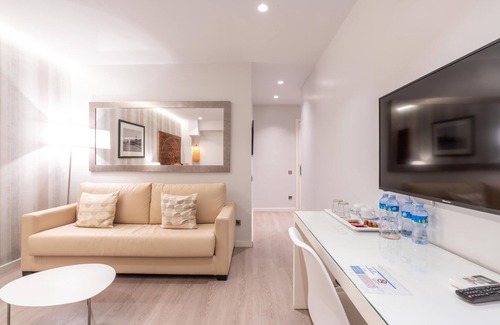 L'Hospitalet de Llobregat Hotel | Serennia Fira Gran Vía Exclusive Rooms