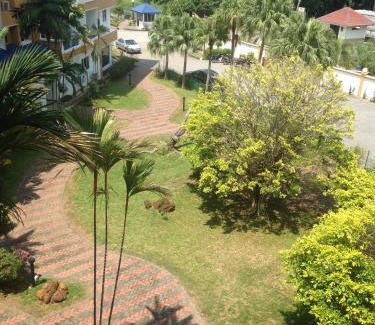 Tanjung Tanah Merah Apartamento | Seri Bulan Apartment Teluk Kemang