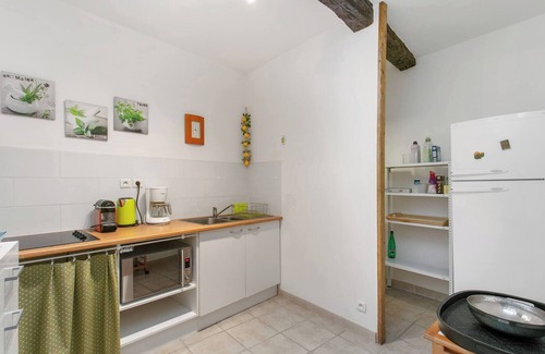 Pezenas Apartamento | Serinity - 17th century, designer apartment