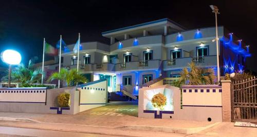 Anzio Hotel | Serpa Hotel