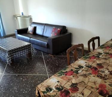 Serravalle Scrivia Apartamento | Serravalle Apartment 2