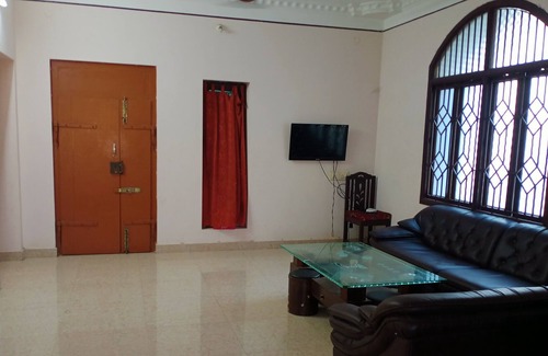 Annamalai Nagar Casa | Furnished House for Group of Family and Couples can Enjoy the Stay