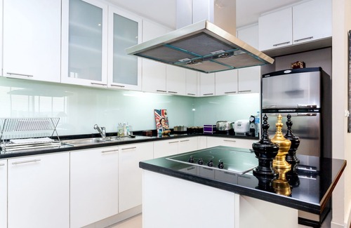 Yan Nawa Apartamento | Serviced 1 Bed SKY VILLAS CON VISTA, Piscina, Gimnasio, BTS