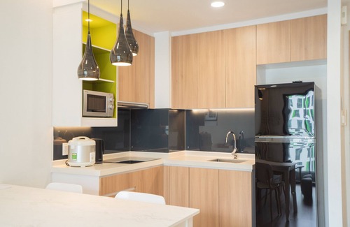 Tan Binh Apartamento | Serviced Apartment Airport free pool and gym