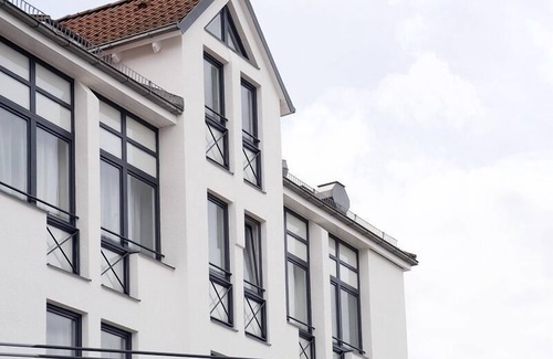 Langen Apartamento | Apartamento con servicio incl. WLAN gratis, estacionamiento gratuito y limpieza quincenal