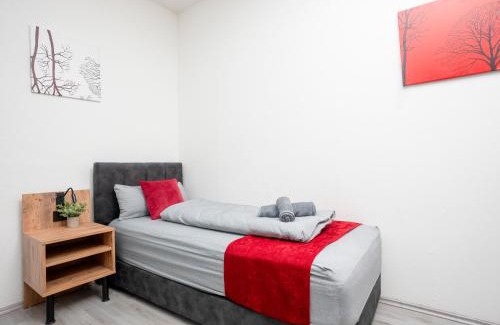 Konig Ludwig Apartamento | Serviceroom24 - Space in Recklinghausen WLAN - Smart-TV - 24-7 Check-in und Küche