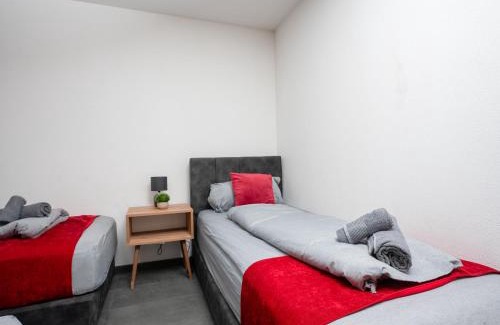 Konig Ludwig Apartamento | Serviceroom24 - Space in Recklinghausen WLAN - Smart-TV - 24-7 Check-in und Küche