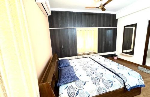 Kukatpalli Apartamento | Servostay KPHB Phase 15 New Stunning 3 BHK - 1st Floor