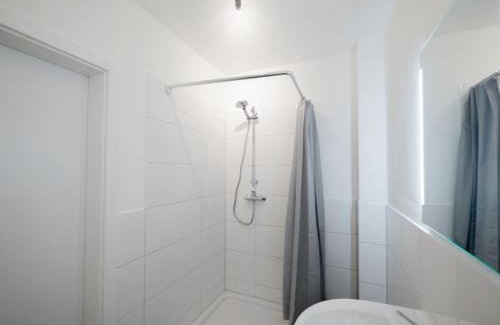 Seth Apartamento | Seth - Monteursunterkunft - Einzelbetten - gute Anbindung - Bettwäsche