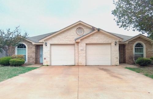 Killeen Apartamento | Setting the right vibes.