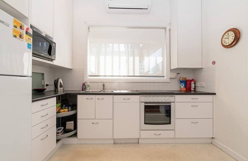 Henley Beach Apartamento | Settle in @ Henley: Cosy Hidden Gem with parking