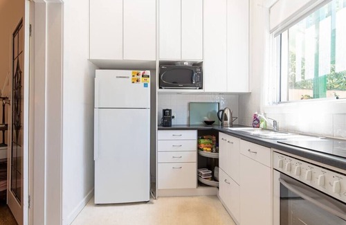 Henley Beach Apartamento | Settle in @ Henley: Cosy Hidden Gem with parking