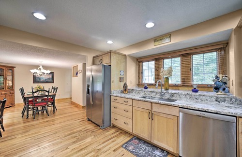 Bryson City Casa | Settlers Mountain Retreat: On-Site Hikes & Views!