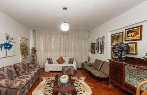 Gonzaga Apartamento | Seu Refúgio em Santos, Pé na Areia
