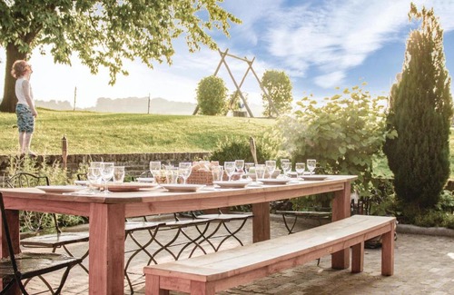 Remersdaal Casa | Seven-Bedroom Holiday Home In Remersdaal