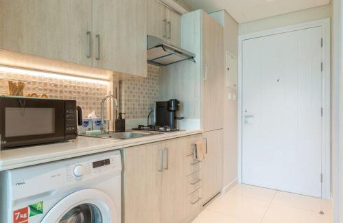 Madinat Zayed Apartamento | Seven Palm Studio Atlatis View