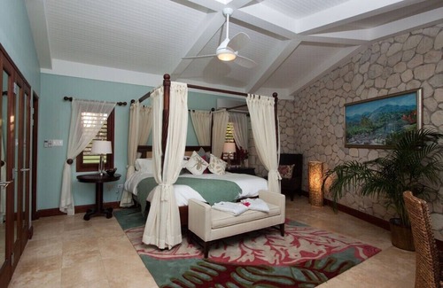 Stewart Town Villa | FRENTE AL MAR! ¡PERSONAL! ¡PISCINA! ¡FAMILIA! Las bodas! Seven Seas - Ocho Ríos 4BR