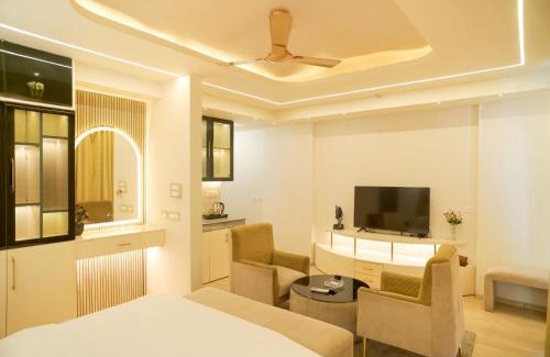 Gomti Nagar Apartamento | Seven Sky Hotel & Kitchen