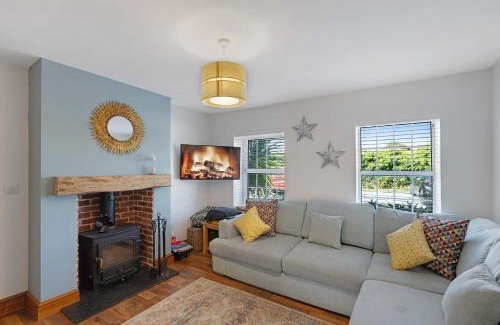 Bacton Casa | Seven Space - Pilgrims Rest, Cottage in Bacton