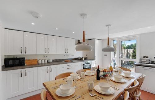 Bacton Casa | Seven Space - Pilgrims Rest, Cottage in Bacton